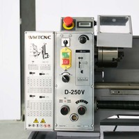 Vente d'usine D250V petite machine de tour à métaux manuelle horizontale légère fabriquée en Chine à vendre