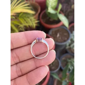 Anillo de Alejandrita Creada en Laboratorio con Corte Ovalado, Plata de Ley 925, Joyería Fina Hecha a Mano, Proveedor Mayorista - Product Image 4