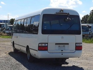 Autobús de Segunda Mano de Primera Calidad, de 16 a 30 Asientos, Amplio, Ideal para Servicios de Transporte, Manual - Product Image 3