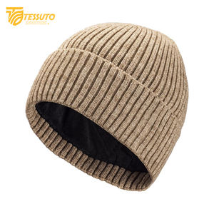 Bonnet d'hiver en tricot épais unisexe en tissu jacquard avec tête de mort pour hommes et femmes Bonnets à revers - Product Image 6