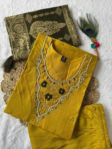 Salwar Kameez Dupatta long pakistanais en soie de créateur, semi-couture, design moderne, style mode, avec broderies à la main - Product Image 6