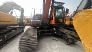 Excavatrice lourde d'occasion Doosan DX300LCA haute performance, machine durable pour projets miniers et de carrières - Product Image 4