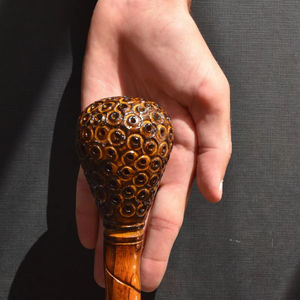 Canne de marche en bois faite à la main avec poignée en bois / Canes de marche en bois avec poignée en bois / Canne de marche pour personnes âgées - Product Image 1