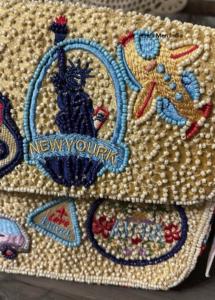 Bolso de Mano de Noche con Cuentas para Mujer, con Detalles de Cuentas de Semilla, Bolso Bordado con Cuentas, Diseño Único Hecho a Mano - Product Image 4