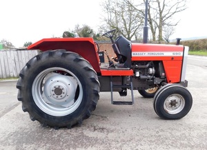 Tractor Agrícola Massey Ferguson 690 de 80HP con Tracción en las 4 Ruedas y Motor en Venta - Product Image 5