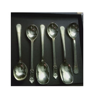 Couverts en acier inoxydable couteau fourchette cuillère ensemble Western Steak or couverts ensemble argenterie adapté pour les cadeaux de mariage événement