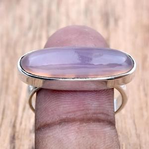 925แหวนเงินแท้สีโรสควอตซ์ทำด้วยมือเครื่องประดับอัญมณีรูปวงรีเป็นของขวัญสำหรับเธอ - Product Image 1