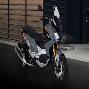 มอเตอร์ไซค์สกู๊ตเตอร์ ADV 400 ซีซี รุ่นใหม่ล่าสุดเปิดตัวแล้ว - Product Image 1