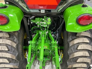 Proveedor Verificado de Tractores John Deere 3046R 2024 Listos para Venta y Entrega - Product Image 4