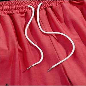 Conjunto de pantalones cortos de verano de algodón 100% de dos piezas personalizados OEM para hombre, camisa transpirable ligera y pantalones cortos a juego - Product Image 4