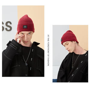 หมวกบีนนี่ใส่ได้ทั้งชายและหญิงสำหรับฤดูหนาวและหญิงบีนนี่ Y2K บีนนี่พิมพ์ลายสีทึบแผ่นหนังปัก3D ผ้าขนสัตว์อบอุ่นถักแบบพับติดโลโก้ได้ตามต้องการสำหรับผู้ใหญ่ - Product Image 5