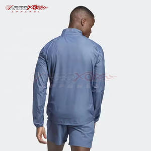 Ensemble short coupe-vent de course pour hommes avec coupe élégante et caractéristiques pratiques ensemble short coupe-vent en tissu doux - Product Image 5