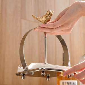 Soporte para pañuelos de acero inoxidable montado en la pared con acabado atractivo para una decoración de baño o cocina contemporánea y elegante - Product Image 5