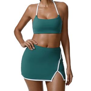 Conjunto Deportivo de Yoga para Mujer, Dos Piezas, Sujetador Deportivo y Pantalones Cortos, Espalda Abierta, Elástico en Cuatro Direcciones, Soporte Medio, Logotipo Frontal - Product Image 4