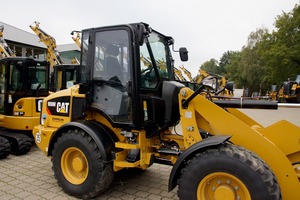 รถตักล้อยางปี 2020 รุ่น 908M เครื่องยนต์ Kubota ระบบไฮดรอลิก Eaton กระบอกสูบ ปั๊ม แบริ่ง เกียร์บ็อกซ์ รับประกัน 1 ปี รับน้ำหนัก 6-9 ตัน - Product Image 5