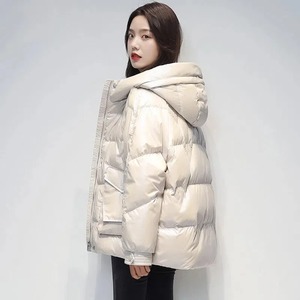 Parkas chauds d'hiver pour femmes veste bouffante rembourrée à manches longues avec manteaux à capuche mi-longs de couleur unie - Product Image 2