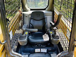 Chargeuse Caterpillar 259D d'occasion 2018 Skid Steer à haut rendement prêt à être expédié avec un moteur puissant entièrement hydraulique - Product Image 4