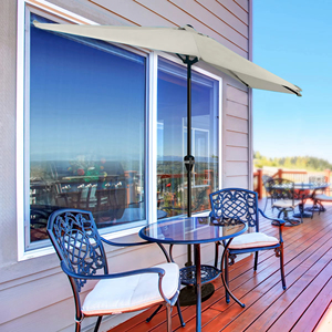 Parasol de <span class=keywords><strong>jardin</strong></span> multicolore personnalisé de 9 pieds avec manivelle facile pour terrasse extérieure - Product Image 1