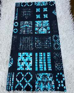 Tissu africain en coton ciré Siyara Leone avec des motifs bicolores populaires, parfait pour la couture de vêtements, l'artisanat et les projets de courtepointe - Product Image 5