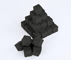 Briquettes de charbon de bois de qualité supérieure Durable Clean avec peu de poussière et de fumée pour les grillades de viande pour les familles en coquille de noix de coco - Product Image 1