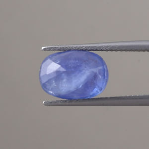 Zafiro Azul Verde Suelto al por Mayor |   Corte Ovalado de 12x9 mm |   7.66 Quilates Pulidos, Fosforescentes, Creados en Laboratorio, con Certificación de Terceros - Product Image 3