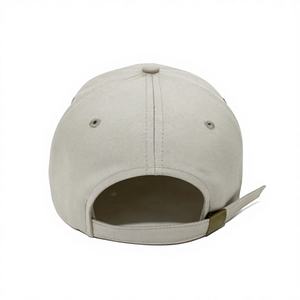 Gorra de Béisbol Personalizada con el Logotipo 'I Need My Space', sin Estructura y con Visera Curva, Estilo Clásico Vintage, Hecha en Vietnam - Product Image 4