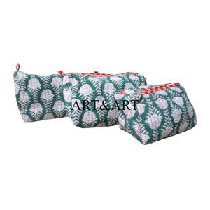 Wholesale 100% Cotton <b>Zipper</b> Pouch 3-Piece Quilted Large Capacity Eco-Friendly Women's Makeup Pouch for <b>Bag</b> - Product Image 2