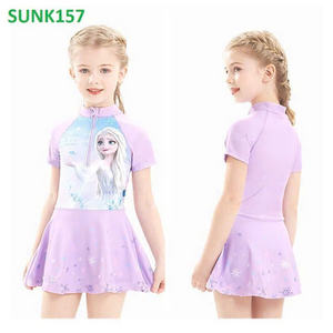 Alta calidad poliéster/nailon Rash Guard traje de baño niñas transpirable manga corta logotipo frontal serigrafía niños pequeños - Product Image 5