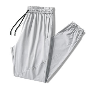 Personalizado OEM Hombres Recto Ligero Media Cintura Casual Joggers Pantalones deportivos Pantalones de algodón Nuevo estilo - Product Image 1