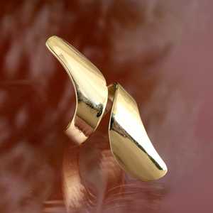 Unique Design Minimalist Wave <b>Ring</b> Boho Brass <b>Ring</b> for Women 18k Gold Plated Curved <b>Statement</b> Jewelry for Wholesale/OEM/ODM - Product Image 3