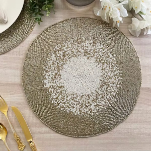 Vente en gros d'usine et sur mesure : Sets de table carrés en perles de verre faites à la main, Chemins de table perlés, Sous-verres en perles à sequins - Product Image 1