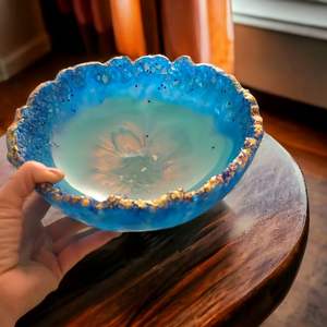 Cuenco de Resina Epoxi Hecho a Mano de Grado Superior con Colores Personalizados y Forma Adaptable, Adorno Decorativo para Tiendas de Decoración del Hogar - Product Image 4