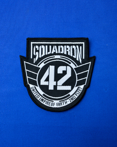 Etiquettes personnalisées de grande taille en fer brodé, style logo, tissu en plastique PU tissé, décoration en dentelle, étiquettes de vêtement en polyester imprimé - Product Image 3