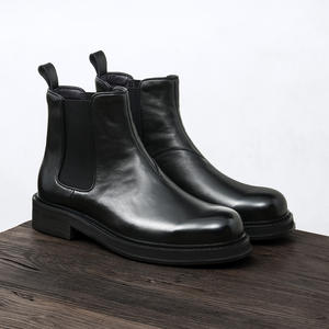 Botas de Piel de Oveja Marrón de Lujo por Encima de la Rodilla con Superficie Impermeable y Forro Antideslizante para Clima Frío y Uso Formal - Product Image 5