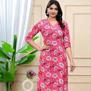 Kurti pakistanais indien de qualité supérieure, design brodé élégant, tunique longue pour femmes pour un usage quotidien - Product Image 1