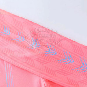 Tenue de football professionnelle sur mesure, tenue d'entraînement et de match, ensemble de maillot de football durable, 100% polyester respirant - Product Image 4