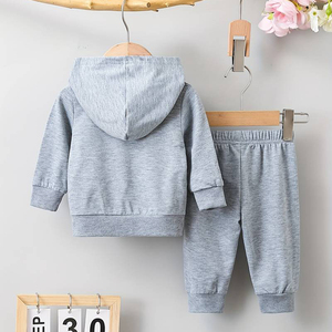 Conjunto Deportivo de Dos Piezas para Niñas, Personalizable de Alta Calidad, Transpirable, Informal, con Estampado de Dibujos Animados, Algodón/Poliéster, Logotipo Personalizado - Product Image 2