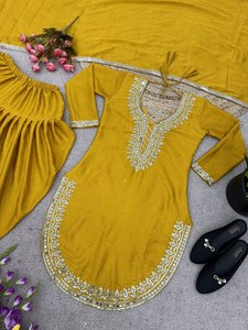 ชุดสلوارคามีซผ้าไหมปักลายพิมพ์สำหรับสุภาพสตรี พร้อมผ้าคลุมไหล่ หลายสี ดีไซน์ทันสมัยแบบชาติพันธุ์ ราคา - Product Image 3