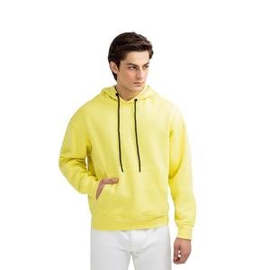 Sudadera con capucha de manga larga para hombre de moda Sudadera con capucha cómoda de mezcla de algodón con diseño elegante Lo mejor para el uso diario y deportivo - Product Image 1