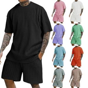 Ensemble de t-shirts d'été 100% en coton Fabricant de shorts décontractés de qualité supérieure pour hommes Ensemble de chemises courtes respirantes personnalisées - Product Image 1