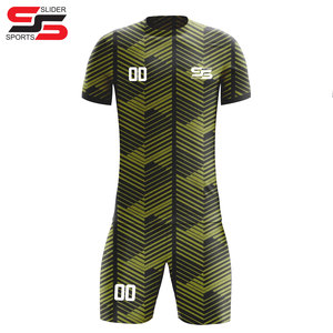 100% polyester sublimé nouveau maillot de football OEM vêtements d'entraînement personnalisés uniforme de football football ensemble complet - Product Image 1