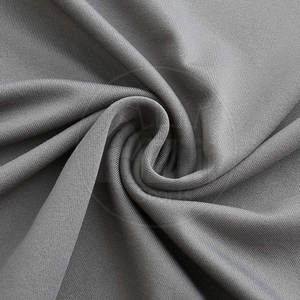 Protector de sarpullido de manga corta que eleva su apariencia de playa con estilo Posee su protector de sarpullido de manga corta - Product Image 5