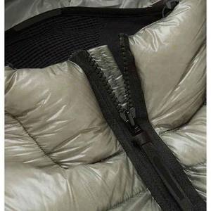 Blouson matelassé en toile bicolore personnalisé, décontracté d'hiver, col montant avec fermeture éclair, réversible, taille XS, service OEM, chaud à l'avant - Product Image 4