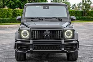 G63 2021, V8 biturbo, transmission intégrale, Designo Night Black Magno, très bien équipé - Product Image 2