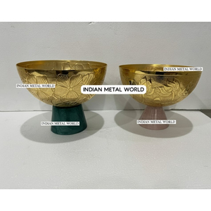 Tazón de Metal para Servir Chocolate, Acabado Dorado, Tazón Redondo de Aluminio con Textura Martillada y Bordes Festoneados - Product Image 1