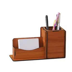 Soporte de Metal de diseño moderno para almacenamiento de papelería escolar, accesorios de aula con acabado plateado, portalápices de Metal - Product Image 6