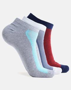 Chaussettes de sport pour hommes en vente chaude, 100% coton, pré-coupées et respirantes avec logo personnalisé sur le bas - Product Image 5