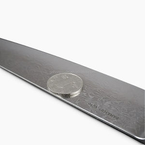 Juego de Cuchillos de Chef de Tres Piezas de Acero al Carbono Premium, Mango de Acero Inoxidable, Hojas de Damasco Hechas a Mano de 33 Capas, Resistentes - Product Image 2