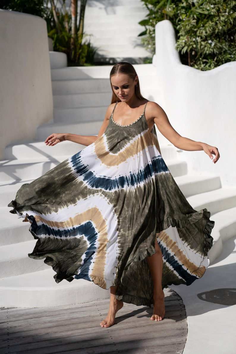 สีน้ำตาล