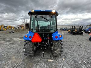 Tractor NEW HOLLAND BOOMER 40 T4B 4x4 de 40 HP, Tractor de Ruedas Subcompacto con Motor de Alta Productividad - Product Image 6